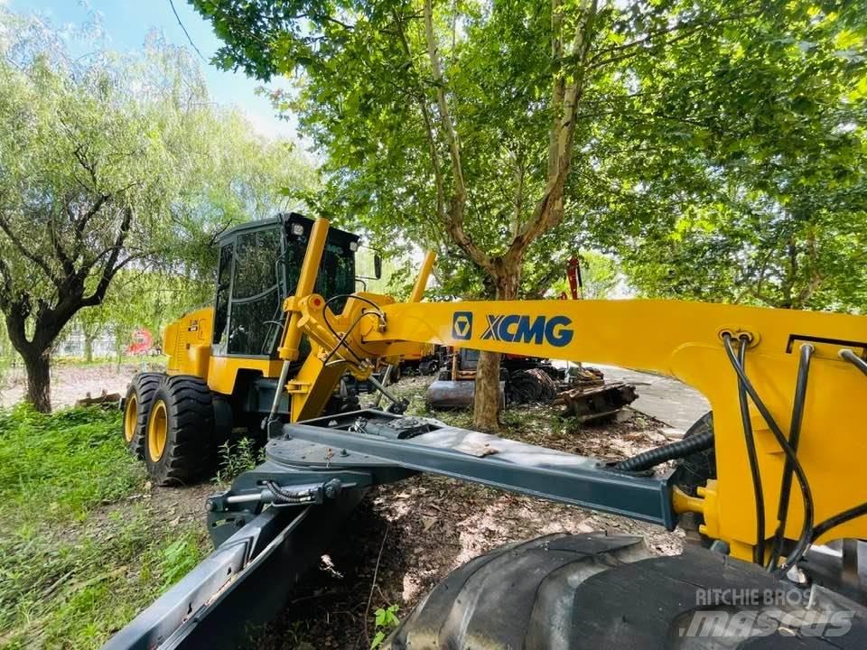 XCMG GR1803 平土機