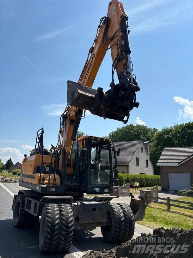 Hyundai HW 140 旋轉式挖土機/掘鑿機/挖掘機