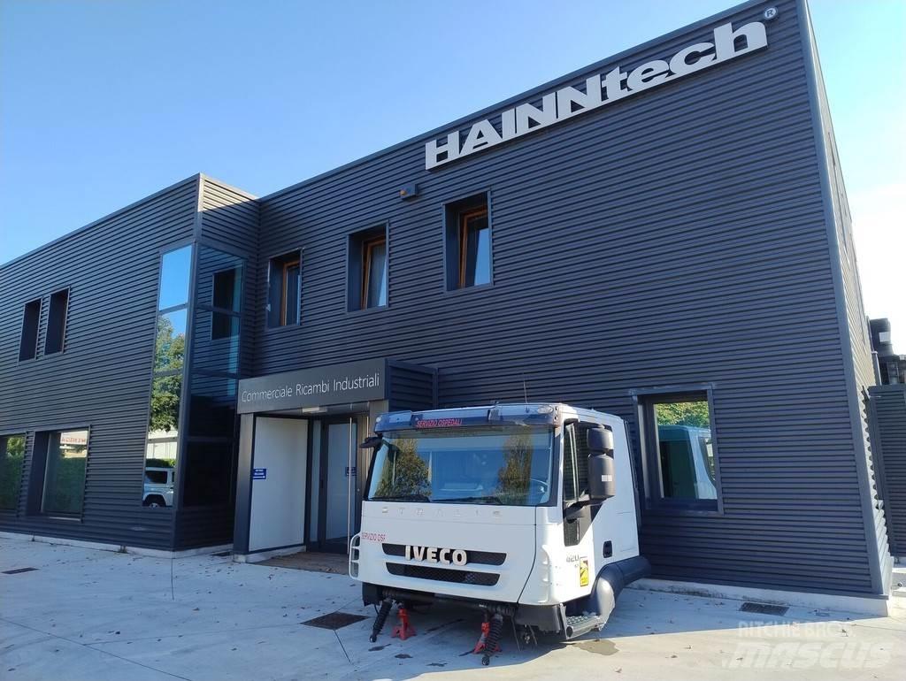 Iveco STRALIS AT 駕駛室與內部