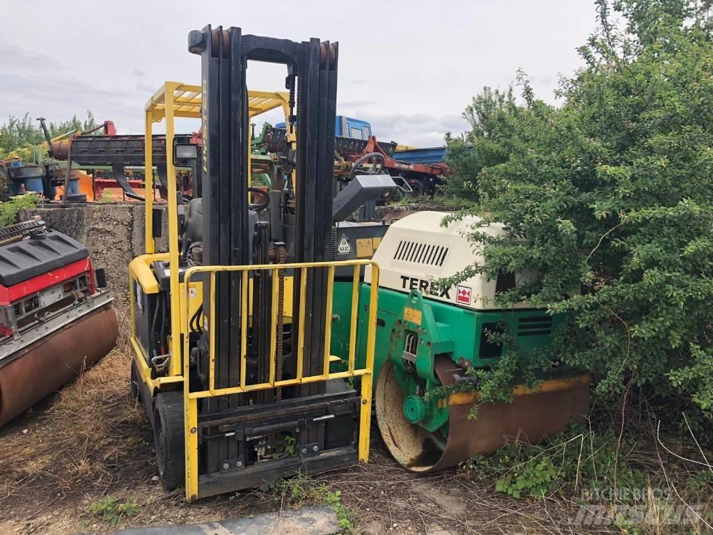 Hyster E 2.50 XM 電動堆高機