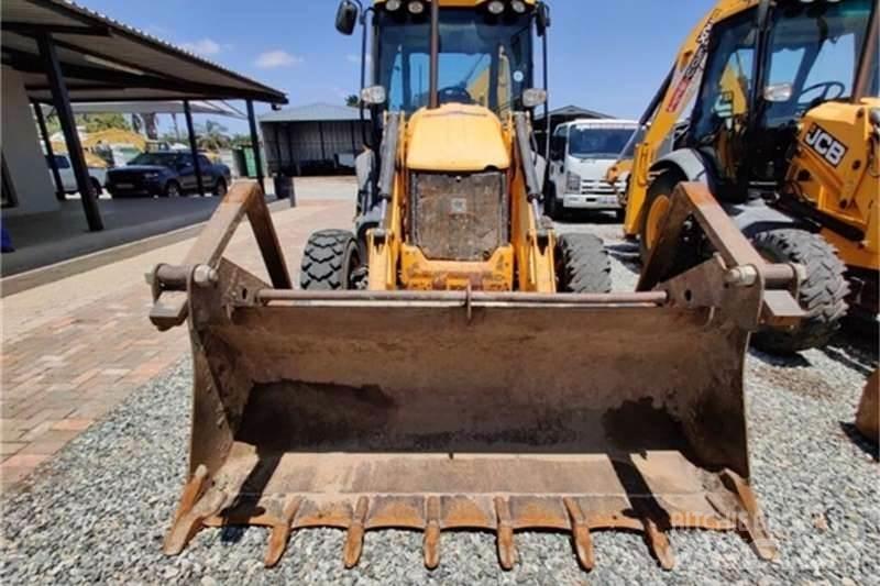 JCB 3CX 4X4 TLB 反鏟裝載機