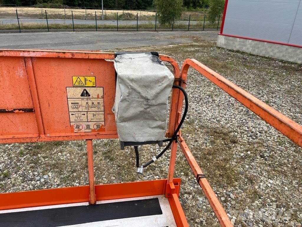 JLG 3394 RT 剪式升降機
