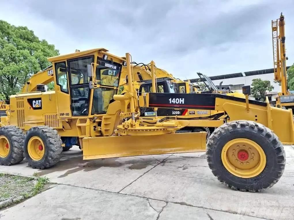 CAT 140 H 平土機