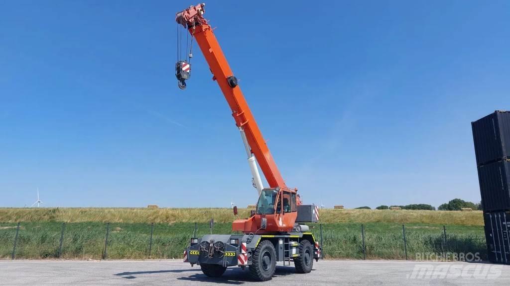 Terex RC30 越野起重機