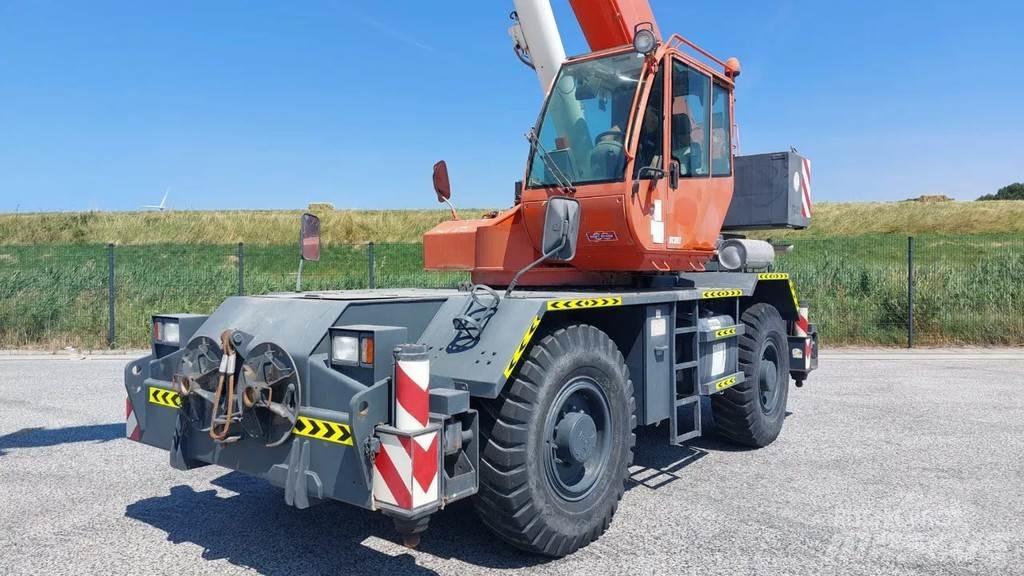 Terex RC30 越野起重機