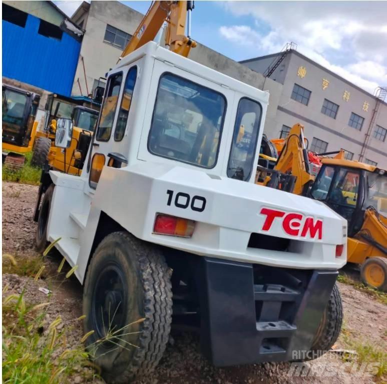 TCM FD 100 柴油卡車