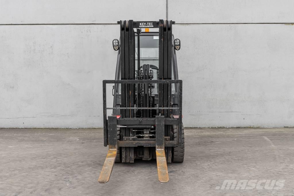 Manitou MI 25 D 柴油卡車
