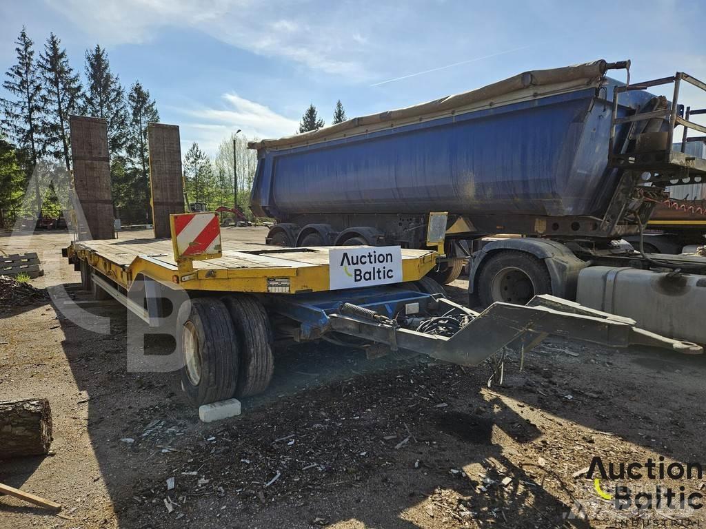 Müller-Mitteltal  篷布半拖車