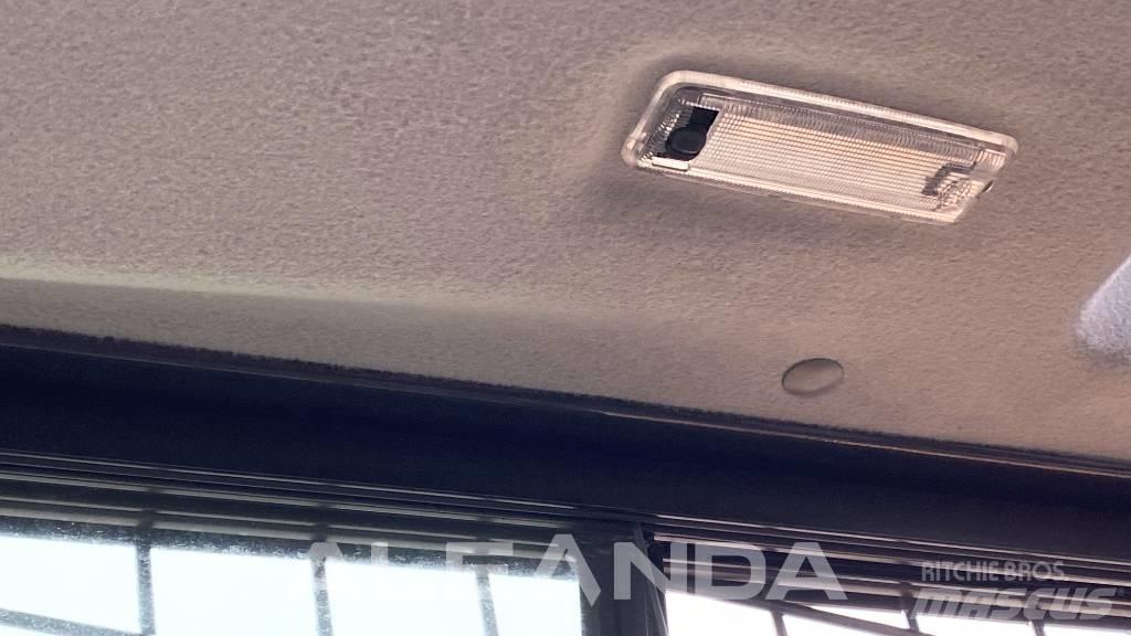 CASE SV 300 B 滑移轉向裝載機