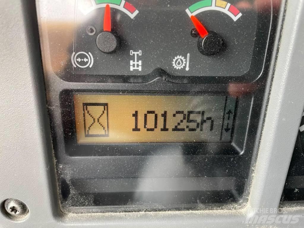 Volvo A40E 鉸接式起吊車
