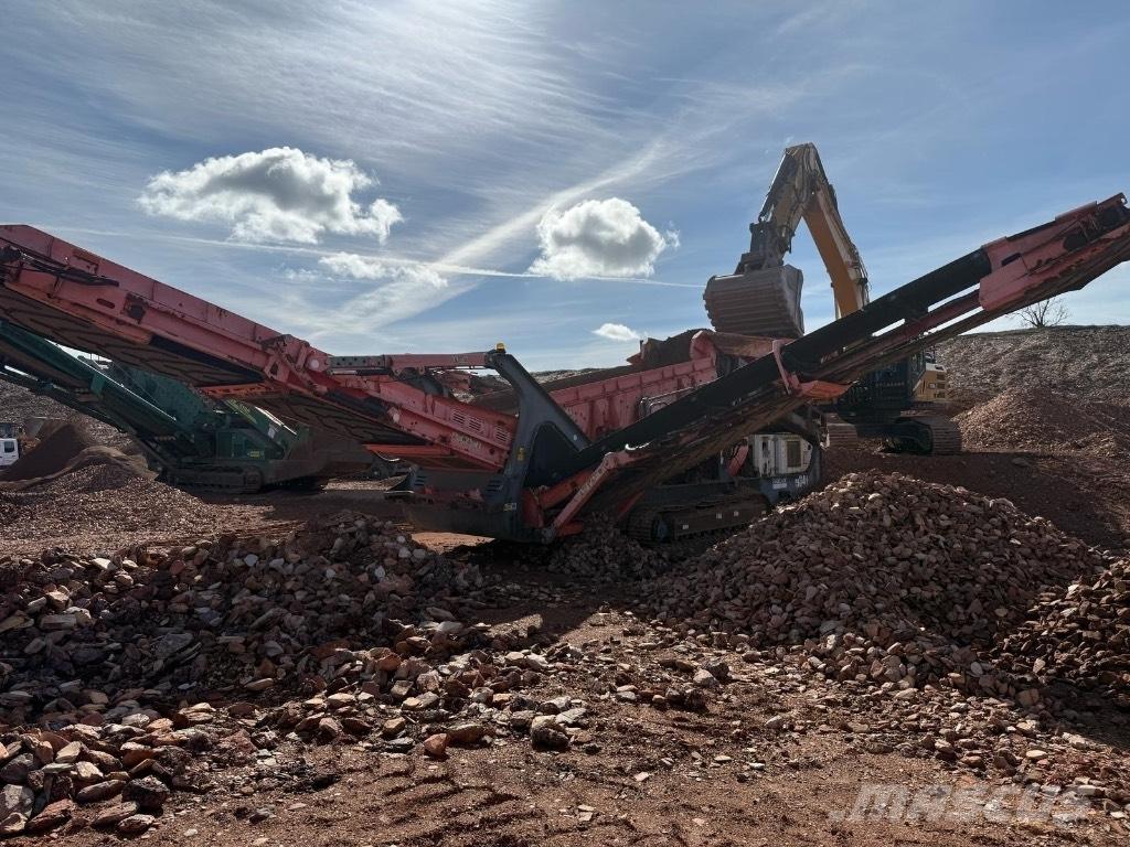 Sandvik QE 341 移動式篩選機