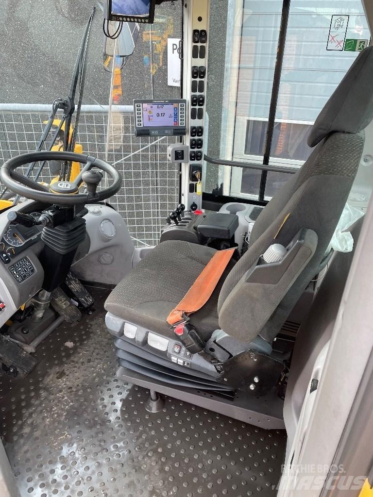 Volvo L90H 輪胎式裝載機