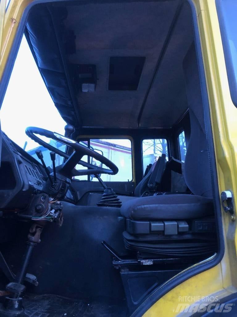Iveco 330-26 其他貨車