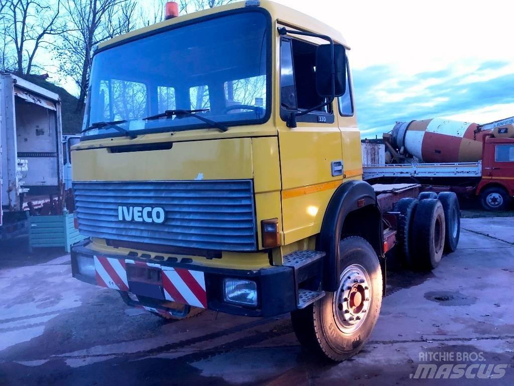 Iveco 330-26 其他貨車