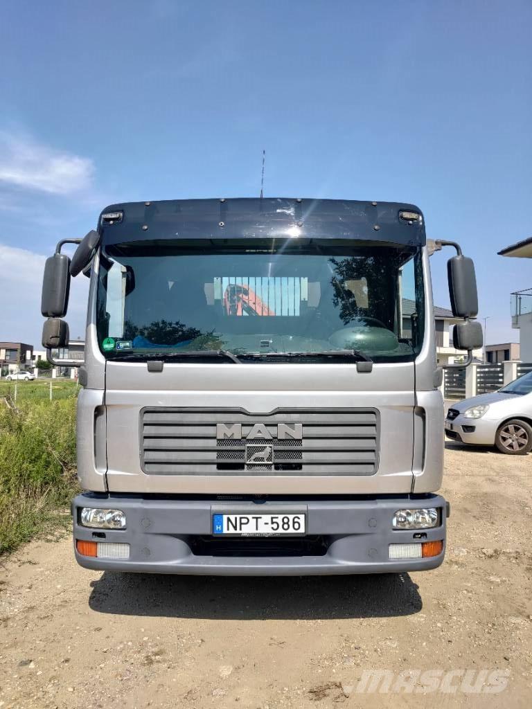 MAN TGL 12.240 起重機卡車