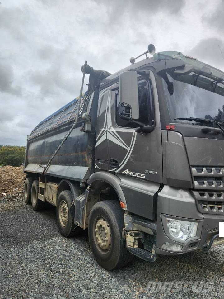 Mercedes-Benz 3951 側卸礦車