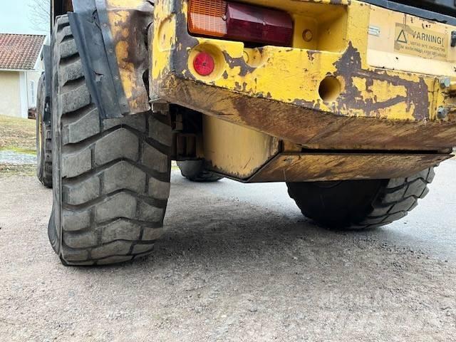 Volvo BM L 70 輪胎式裝載機