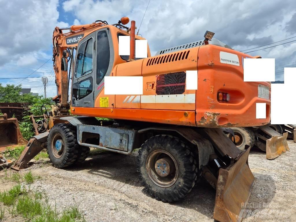 Doosan DX210WA 旋轉式挖土機/掘鑿機/挖掘機