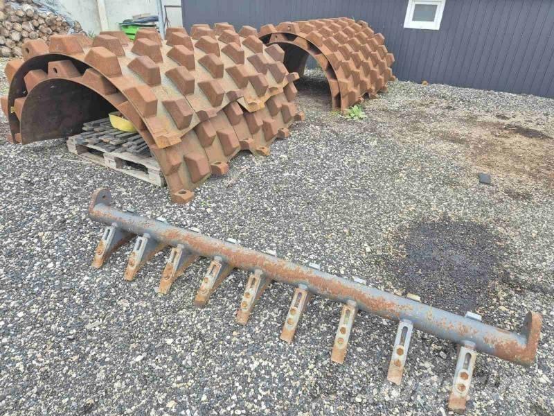  Road roller shell 滾壓機