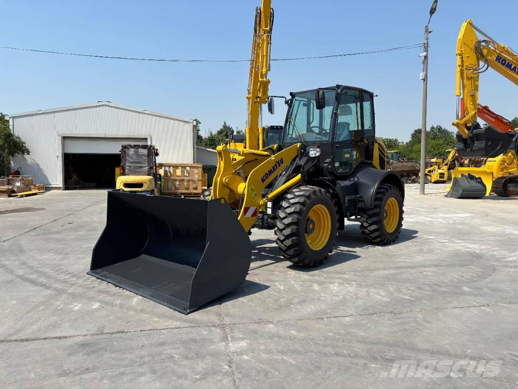 Komatsu WA 100 M-8 小型裝載機