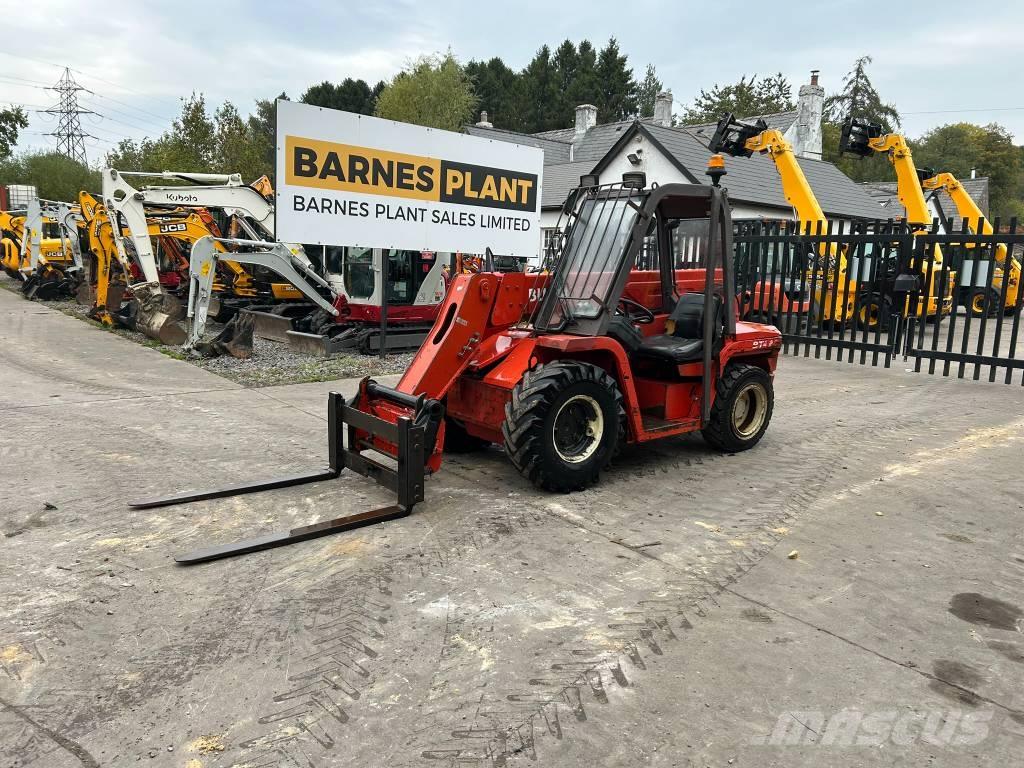 Manitou BT 420 伸縮臂操作車