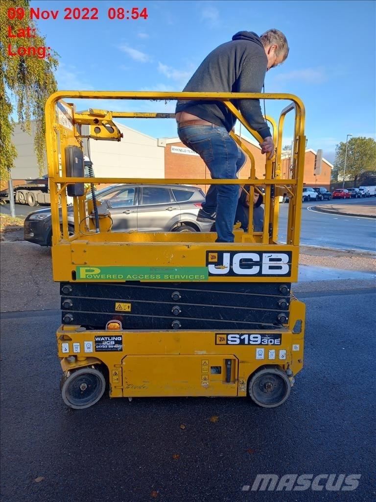 JCB 1930E 剪式升降機