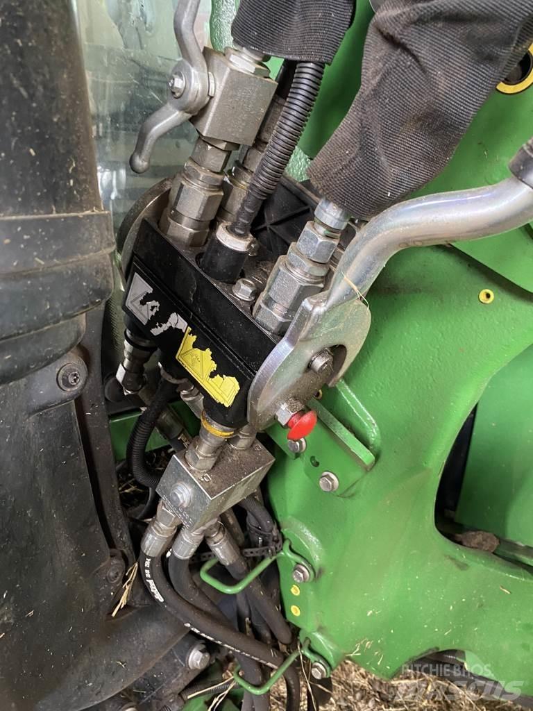 John Deere 6110M 曳引機