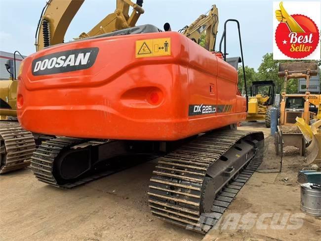 Doosan DX 225 LCA 履帶式 挖土機/掘鑿機/挖掘機