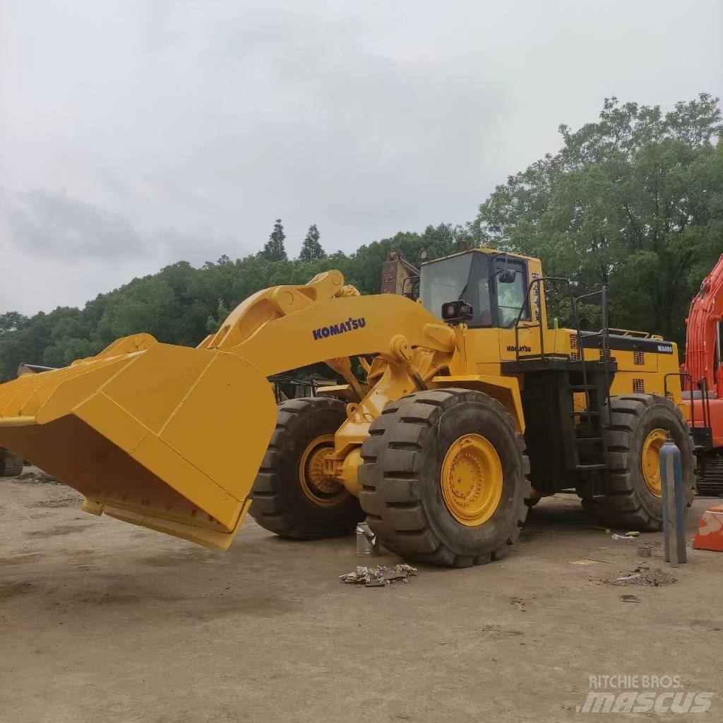 Komatsu WA 600-3 輪胎式裝載機