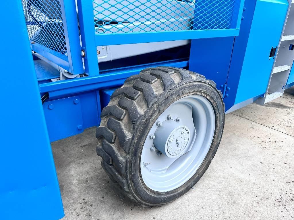 Genie GS 5390 RT 剪式升降機