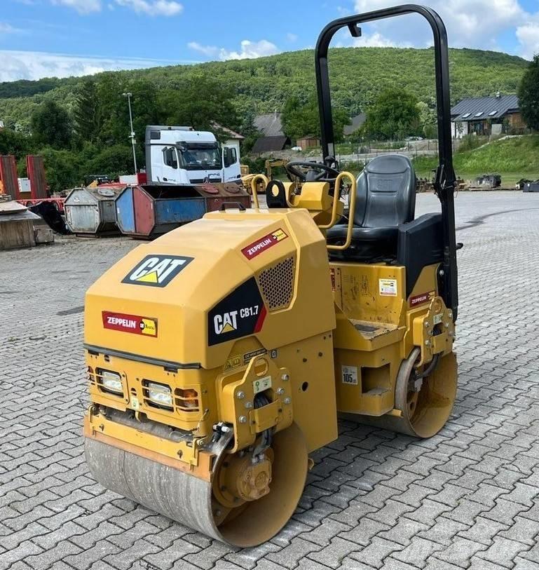 CAT CB 1.7 雙輪滾壓機