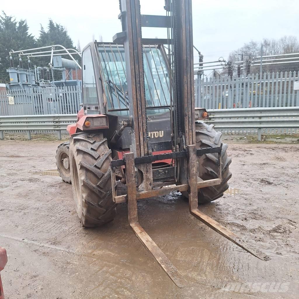 Manitou M 26.4 越野車