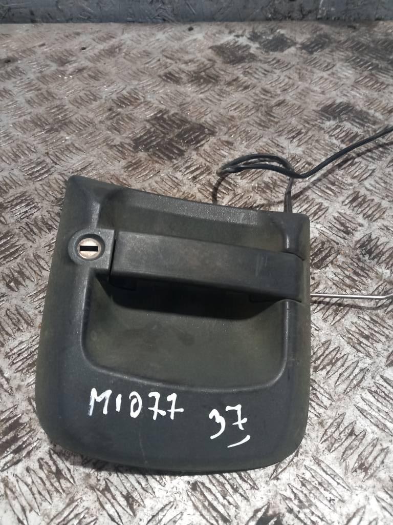 MAN TGA 81626416075 駕駛室與內部