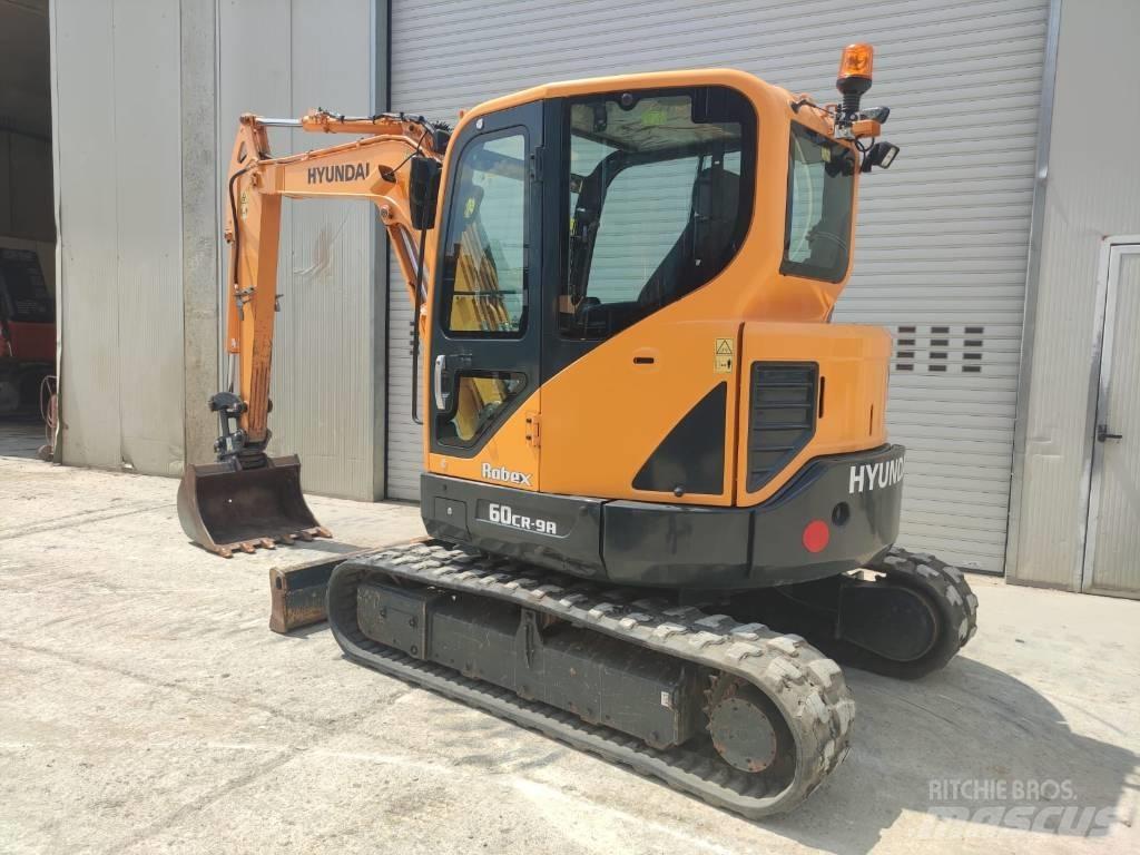Hyundai R60CR-9A 小型挖土機/掘鑿機<7t(小型挖掘機)