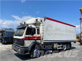 Mercedes-Benz 2435L 冷凍貨櫃