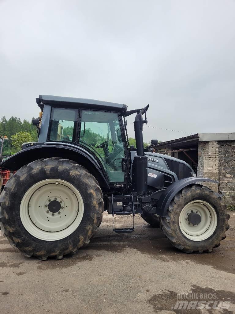 Valtra N 104 曳引機