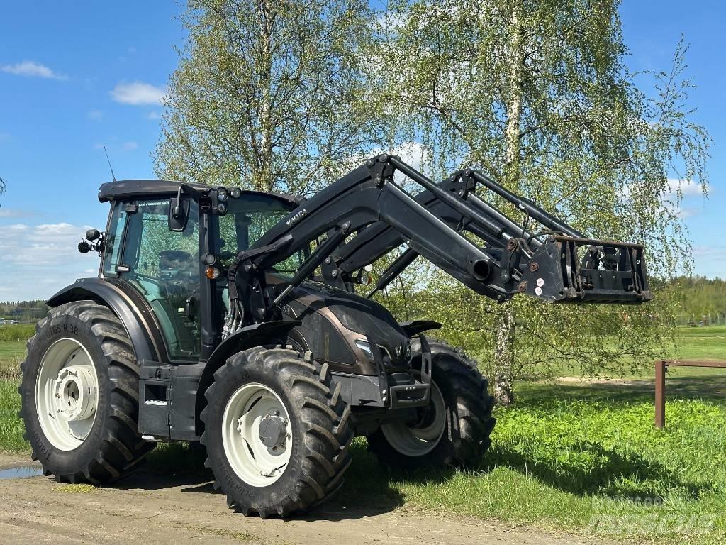 Valtra G 135 Active 曳引機