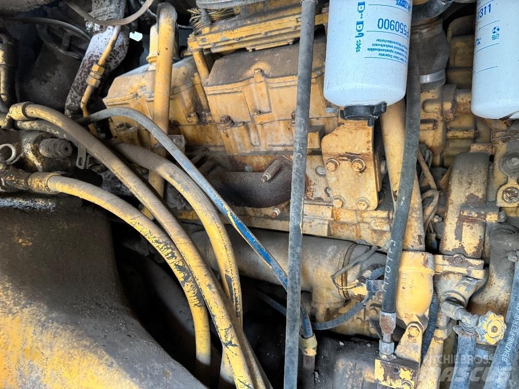 CAT 771 D 剛性傾卸卡車