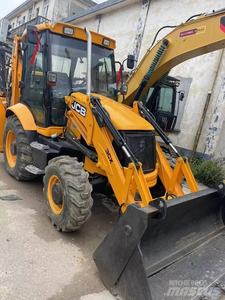 JCB 3 CX 反鏟裝載機