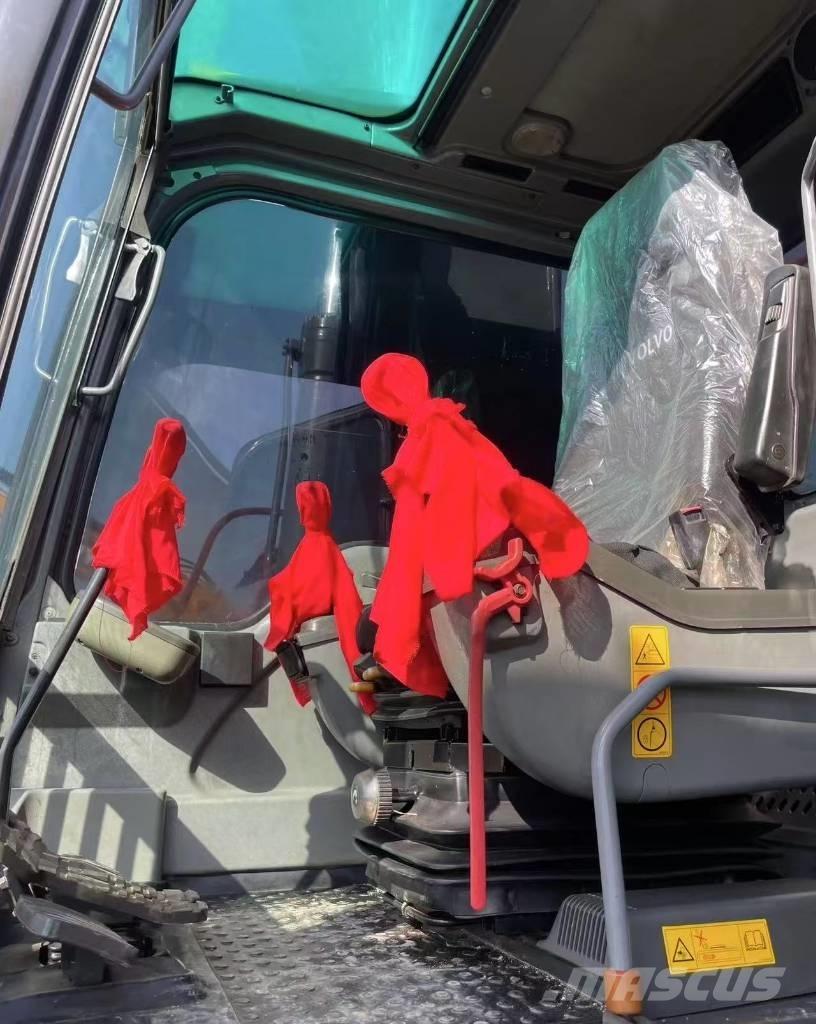 Volvo EC 240 履帶式 挖土機/掘鑿機/挖掘機