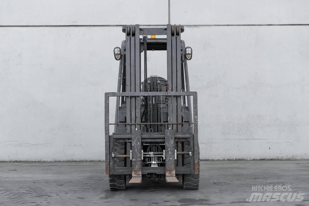 Manitou MI 30 D 柴油卡車