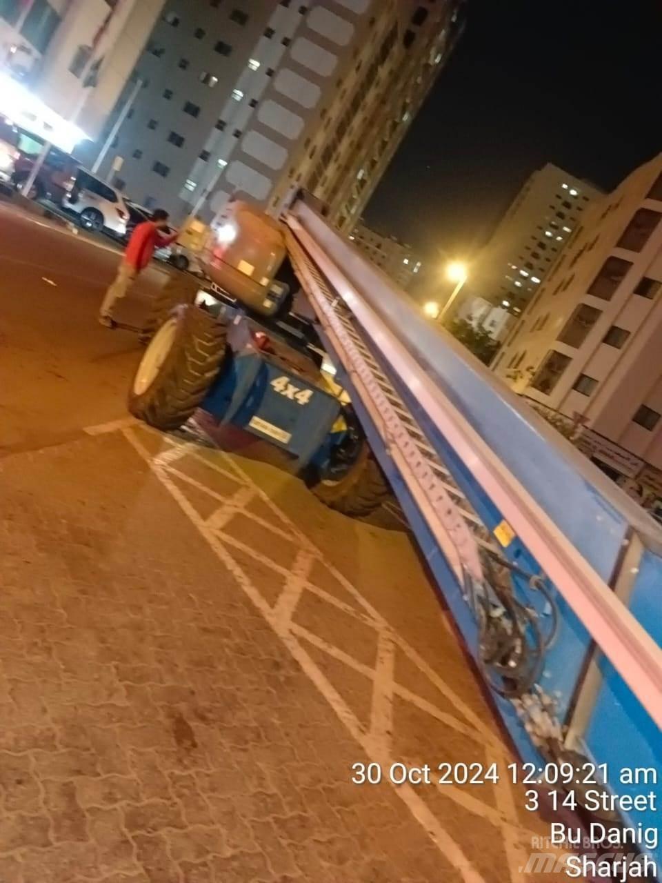 Genie S125 伸縮臂高空作業車