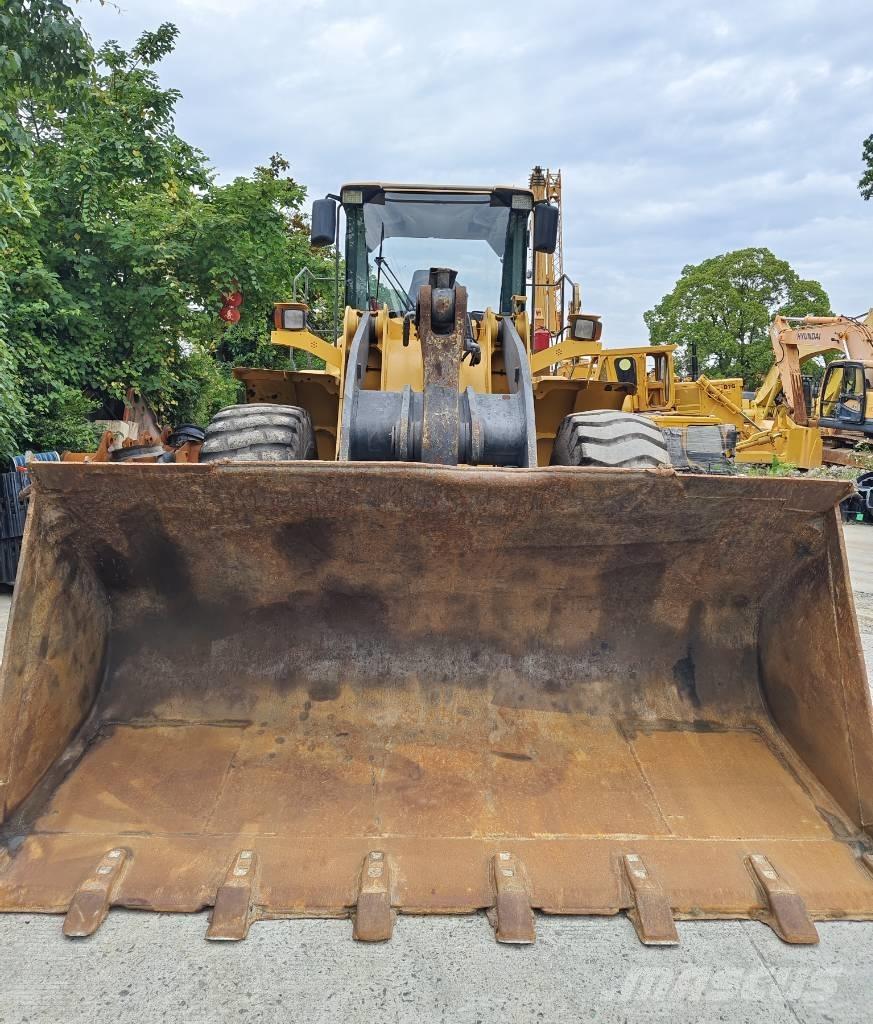 Volvo L 105 輪胎式裝載機