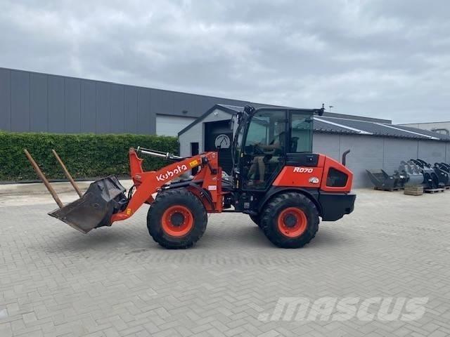 Kubota R 070 輪胎式裝載機