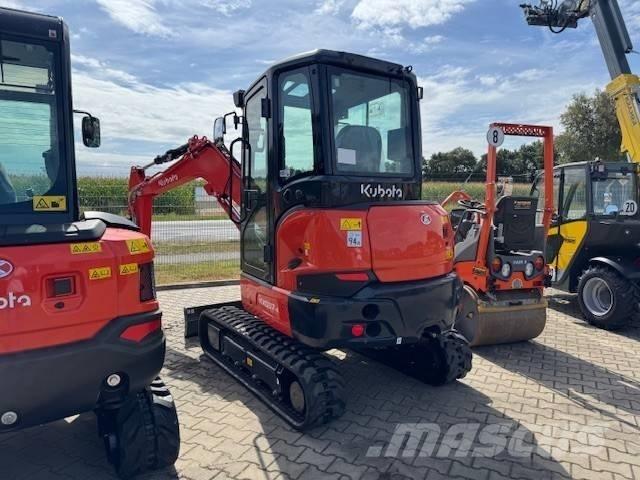 Kubota KX 037-4 小型挖土機/掘鑿機<7t(小型挖掘機)