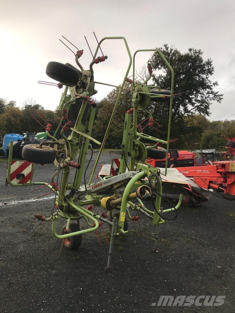 CLAAS Volto 58 耙與翻草機