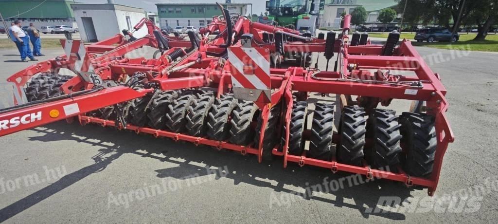 Horsch Tiger 6 AS 中耕管理機