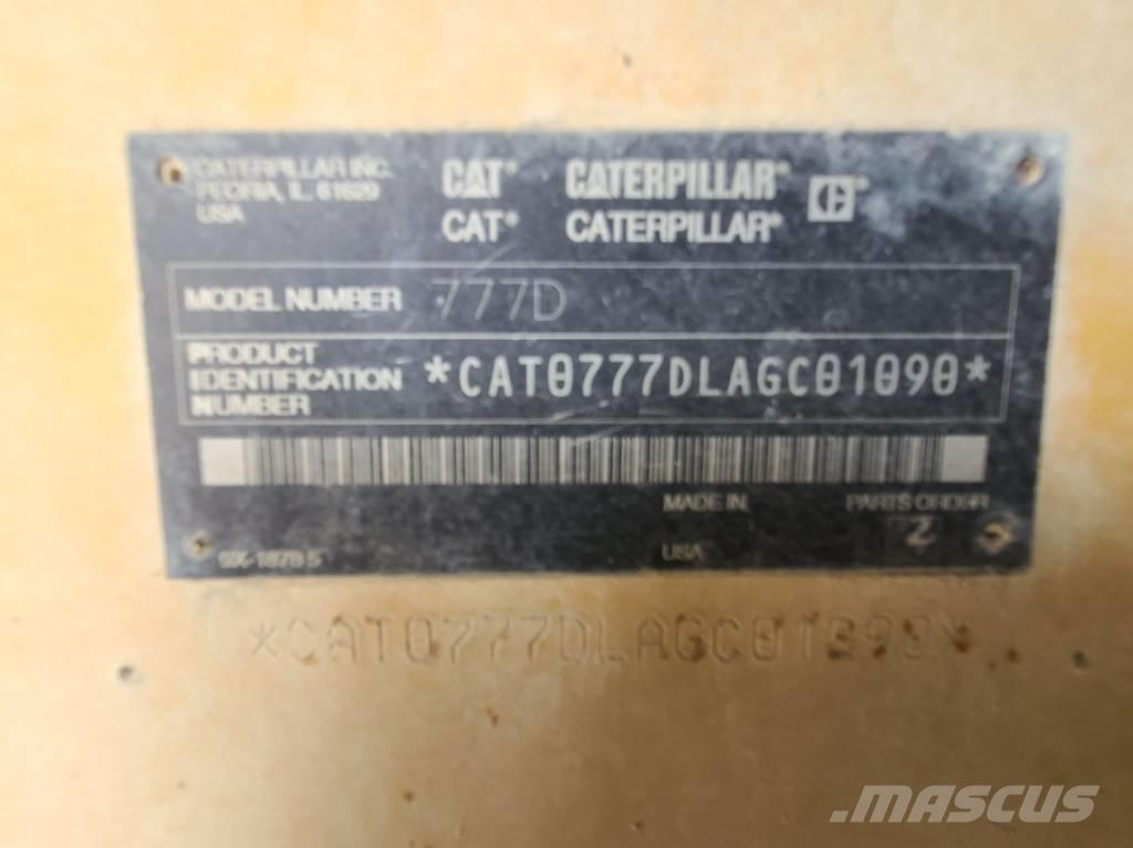 CAT 777D 鉸接式起吊車