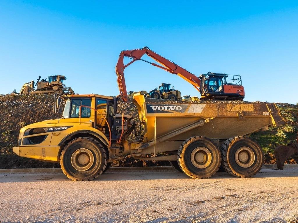Volvo A 30 G 鉸接式起吊車