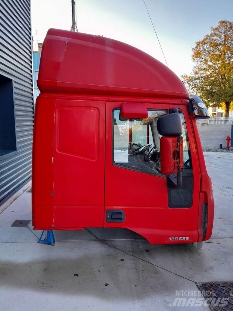 Iveco Eurocargo 駕駛室與內部